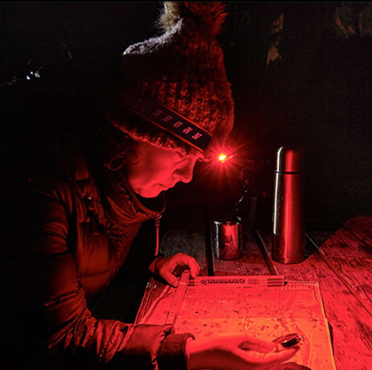 Fenix HM61R V2.0 pannlampa