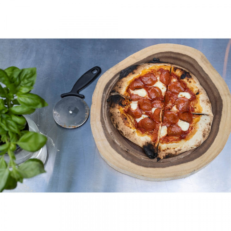 Mustang Pizzaskärare