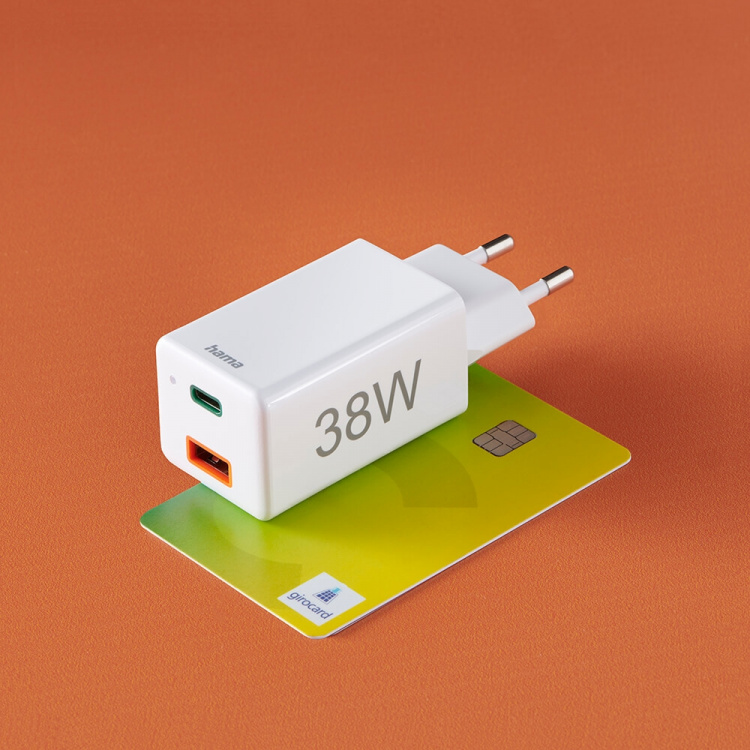 Hama Miniladdare USB-C + USB-A Qualcomm 3.0 38W Vit Hama Miniladdare USB-C + USB-A Qualcomm 3.0 38W Vit