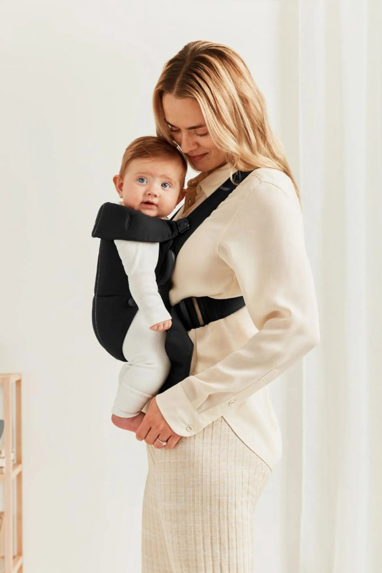 BabyBjörn Mini Vävd Bärsele, svart