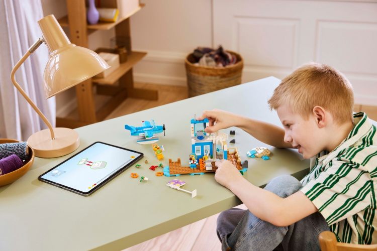 LEGO ® Animal Crossing™ 77051 - Dodo Airlines kallar på dig för en flygning