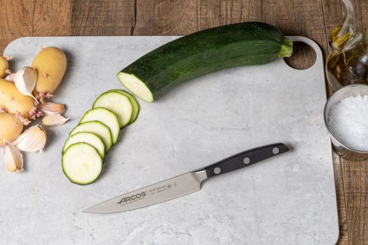 ARCOS Manhattan smidd grönsakskniv, 13cm