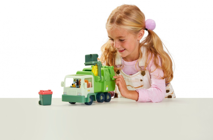 BLUEY sopbil och karaktärer