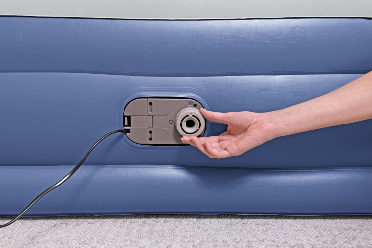 Bestway Tritech™ Air Mattress Queen luftfylld extrasäng, inbyggd pump, 203 x 152 x 46 cm