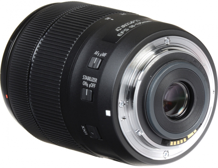Canon EF-S 18-135mm F/3,5-5,6 IS Nano USM
