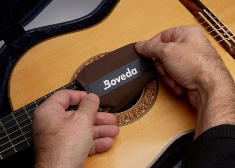 Boveda Starter Kit Liten luftfuktare för gitarr