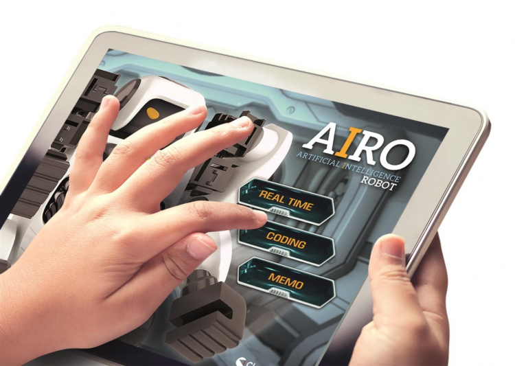 Clementoni AiRo Robot med artificiell intelligens Clementoni AiRo Robot med artificiell intelligens