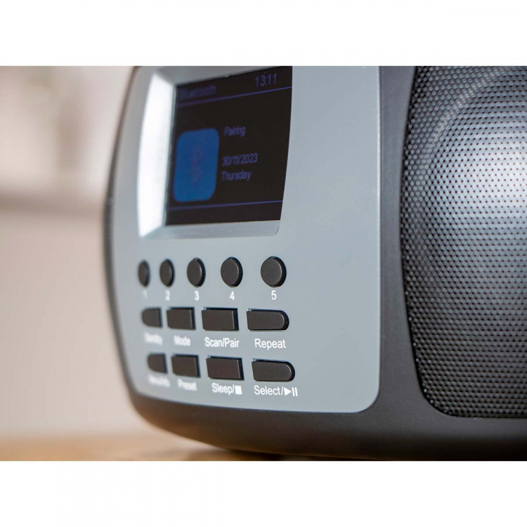 Lenco Bärbar DAB+/FM-radio med Bluetooth® CD-spelare och stor LCD-färgdisplay Svart