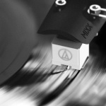 MIXX Vinylskivspelare System 5 Stereo Inkl Högtalare Svart