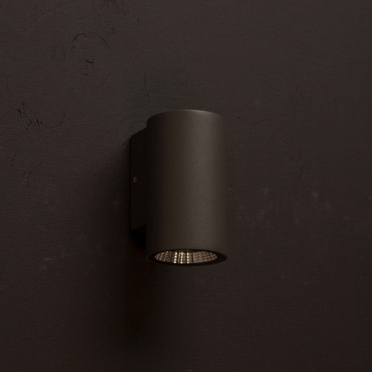 Llitt Erik I Väggarmatur LED IP65 3000K 2W 293lm Antracit