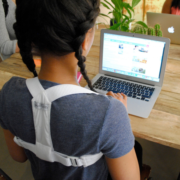 SWEDISH POSTURE Junior Hållningsband Vit 12-16 år SWEDISH POSTURE Junior Hållningsband Vit 12-16 år