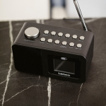 Lenco DAB+/FM-radioväckarklocka med färgdisplay, sleeptimer och dubbel alarmfunktion Svart