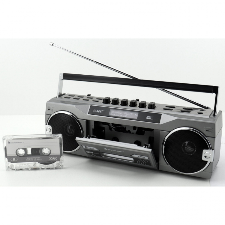 Soundmaster Kassettradio Stereo Bluetooth SRR80TI Silver Soundmaster Kassettradio Stereo Bluetooth SRR80TI Silver
