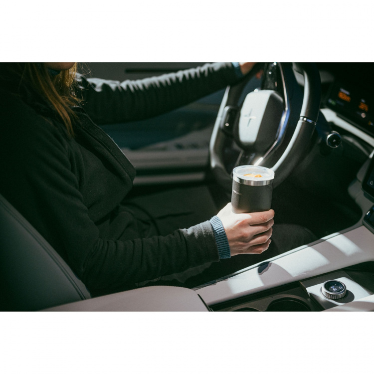 Fiskars Termosmugg svart 0,5 liter On-the-go mug