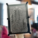 Mad Monkey Pin konst