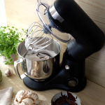 Champion Köksmaskin 5L 1000W KA300 Mattsvart