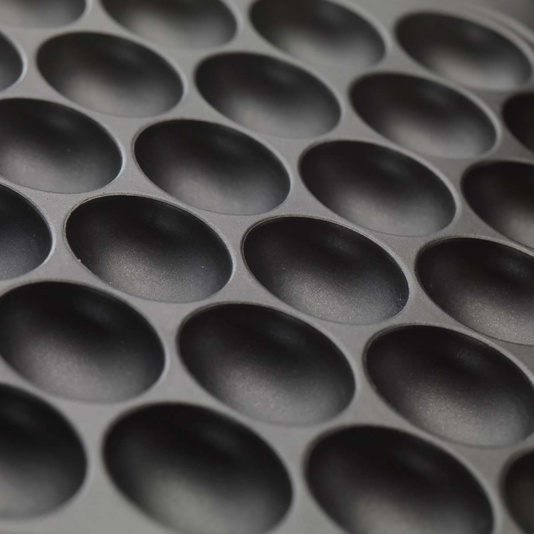 Trebs Bubbelvåffeljärn Comfortbakery med indikatorlampa och non-stick beläggning