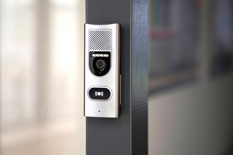 Alecto Intercom med kamera och 3,5 tums färgdisplay