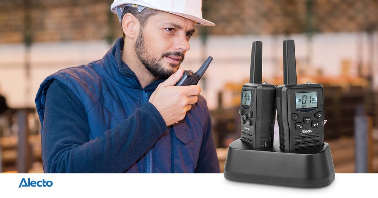 Alecto Walkie-Talkie Set | 2 handenheter | Upp till 10 km | Frekvenskanaler: 8 | PTT / VOX | 24 h standby | Laddningsbas ingår | Hörlursutgång | Svart