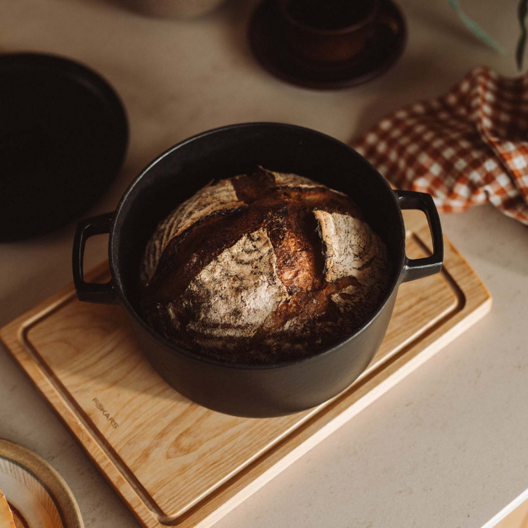 Fiskars Gryta med lock Folken 4 L emaljerad