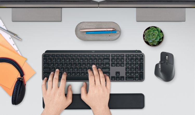 Logitech MX Keys S Combo – tangentbord och mus med handledsstöd, grafitgrå
