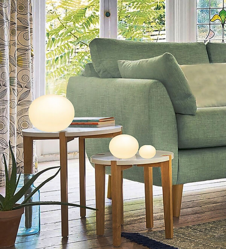 Aneta bordslampa Globus Ø 18 cm